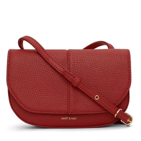 Matt & Nat Handbags - Brand New Matt & Nat Vegan Leather Crossbody with its dust bag !